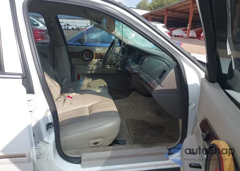 2009 Mercury Grand Marquis Ls (Fleet Only) from USA, damaged, VIN 2MEHM75V59X625284